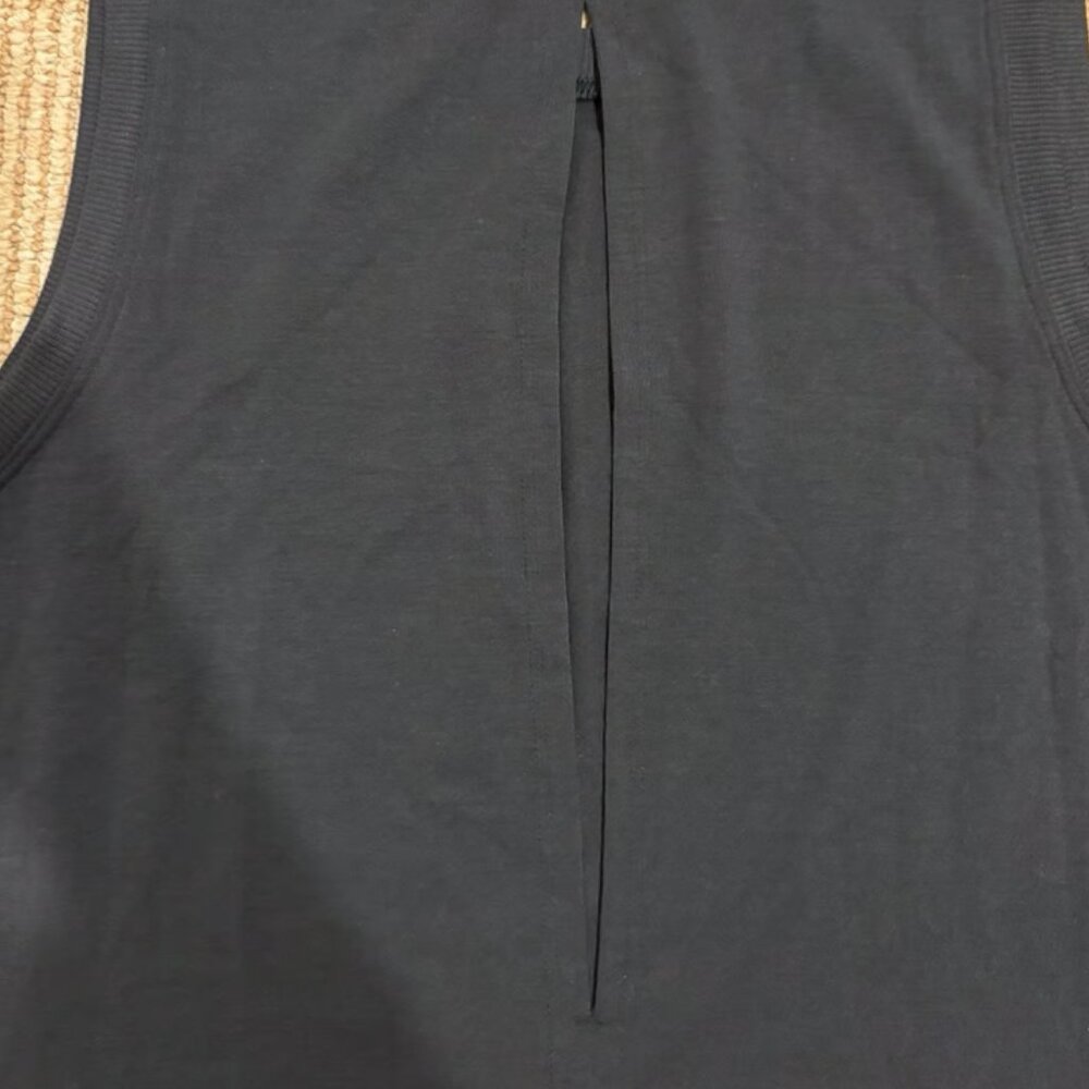 Tank Top - Picture 3 of 4